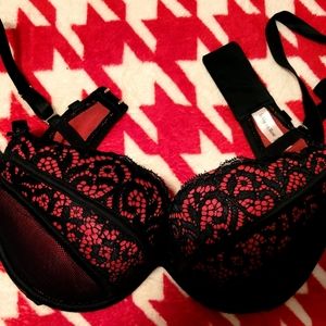 🔴La Vie en Rose 38D push up bra